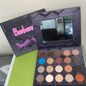 New! BeeBeauty London Barbarella Eyeshadow Palette - Full Size - 20 Shades.